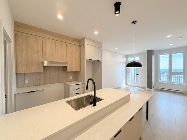 3½ TOUT INCLUS + PISCINE — LÉVIS
