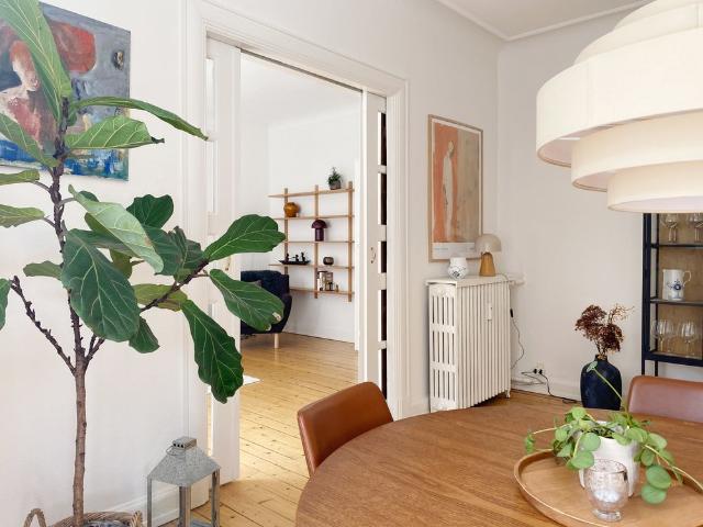 3 værelses lejlighed med klassiske detaljer – Danmarksgade 63, 2. tv