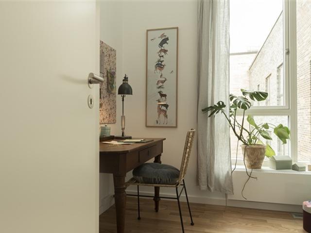 3 værelses lejlighed med smuk udsigt ud over Fælleden, København S, København