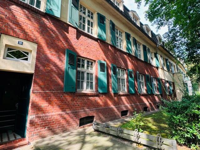 3 vermietete WE im Wohnungspaket zur Kapitalanlage in Duisburg Hüttenheim ! Provisionsfrei !