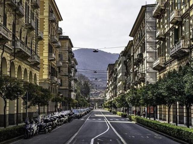 3 Vetrine in affitto a La Spezia