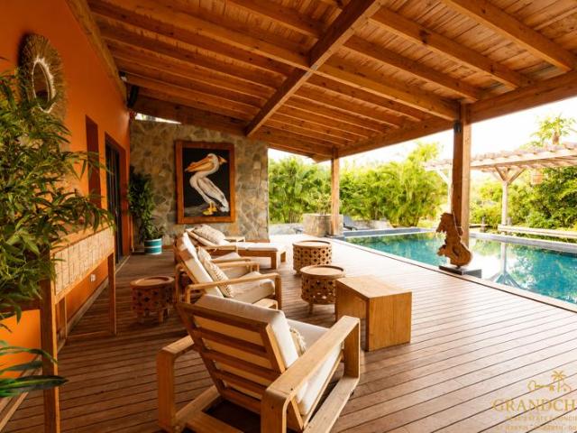 3 villas & 4 appartements 16 chambres 960 m2 habitables