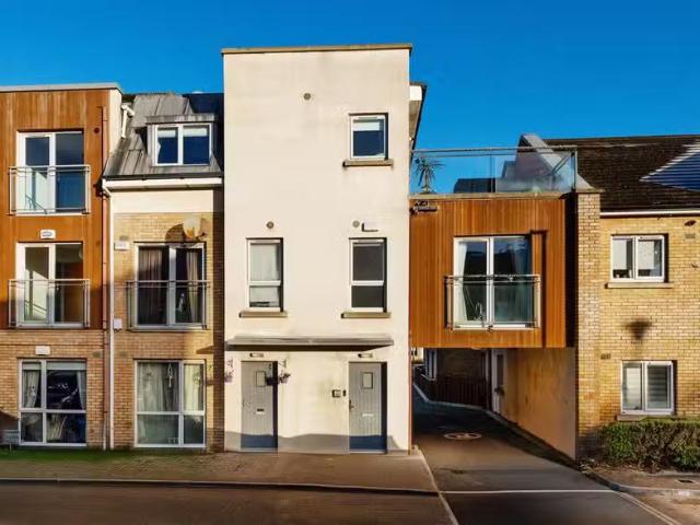 3 Waterside Lawn, Waterside, Malahide, Co. Dublin, K36 N677