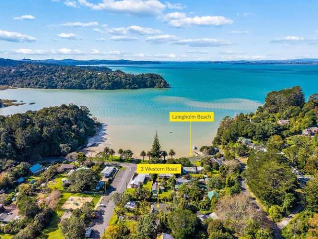 3 Western Road, Laingholm, Waitakere City