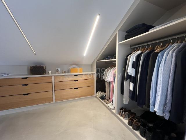 3 Wohnungen 3 Eingangstüren Top Lage Seltene Chance!