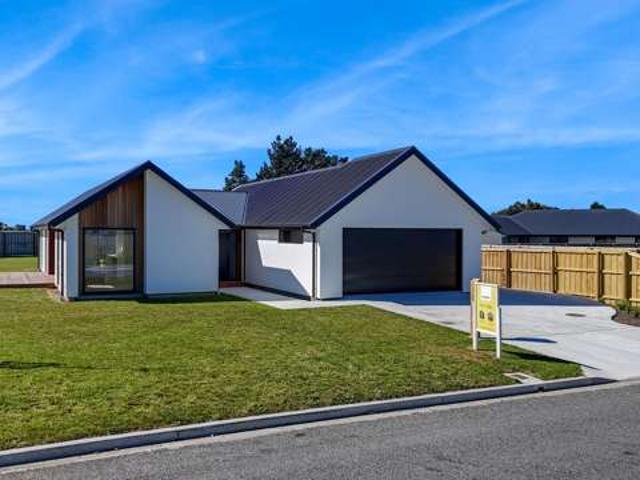 3 Yates Place, Amberley, Hurunui