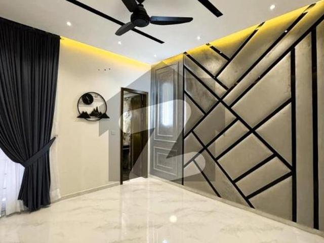 3 Years Installment Plan Luxury 10 Marla Brand New House For Sale In Park View City Lahore Park View City