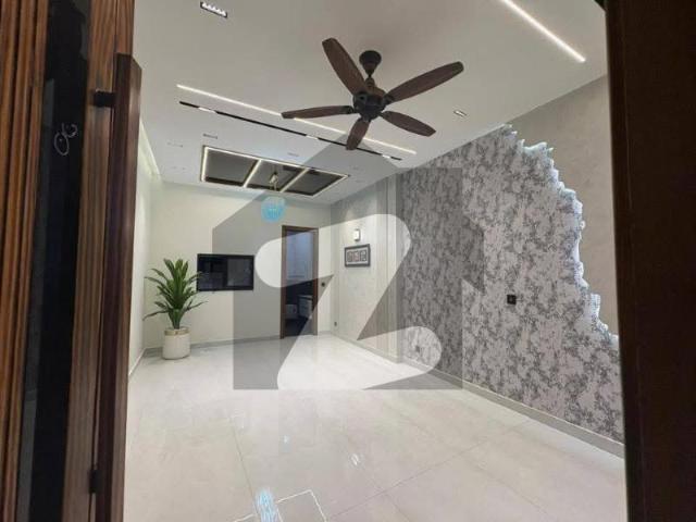 3 Years Installment Plan Luxury 10 Marla Brand New House In Park View City Lahore Park View City