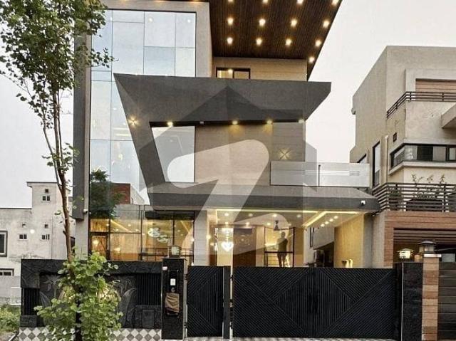 3 Years Installments Plan 10 Marla Brand New House For Sale In Park View City