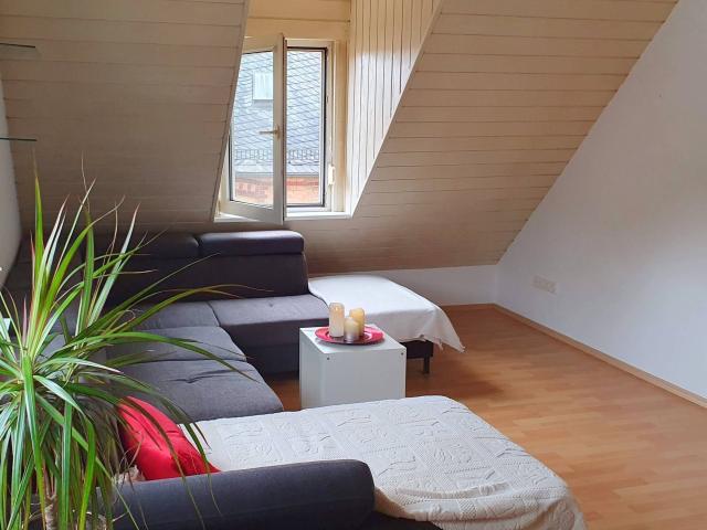 3 Zi. DG Wohnung in Eppstein OT