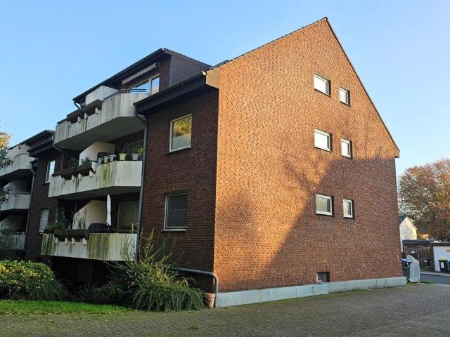 3 Zi KDB Balkon Duisburg Overbruch Nähe Dinslaken ab 1.3. privat