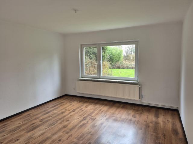 3 Zi. Whg. im 1. OG modernisiert 5 min. per Fahrrad zum Bf. Glückstadt