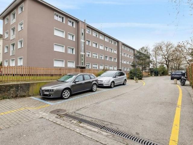 3 Zimmer, 44 m², 2. Stock