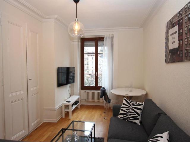 3 Zimmer, 45 m², 3. Stock