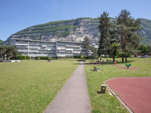 3 Zimmer, 48 m², 1. Stock