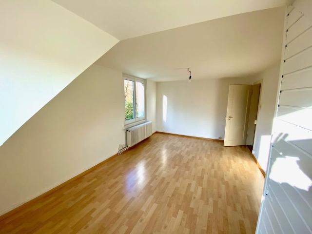 3 Zimmer, 57 m², 2. Stock