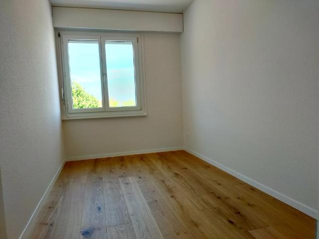 3 Zimmer, 57 m², 2. Stock