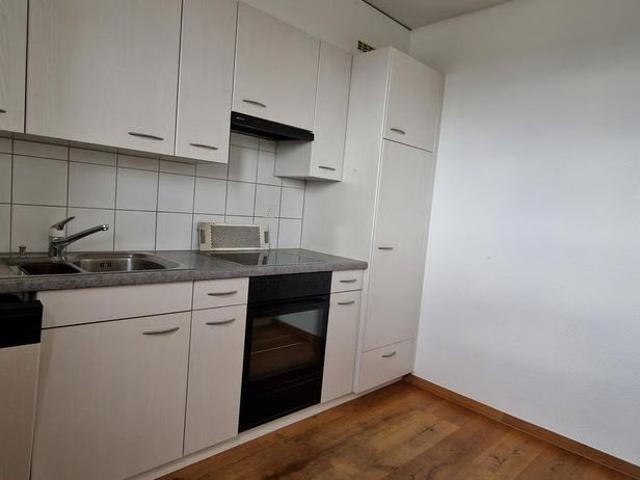 3 Zimmer, 57 m², 2. Stock
