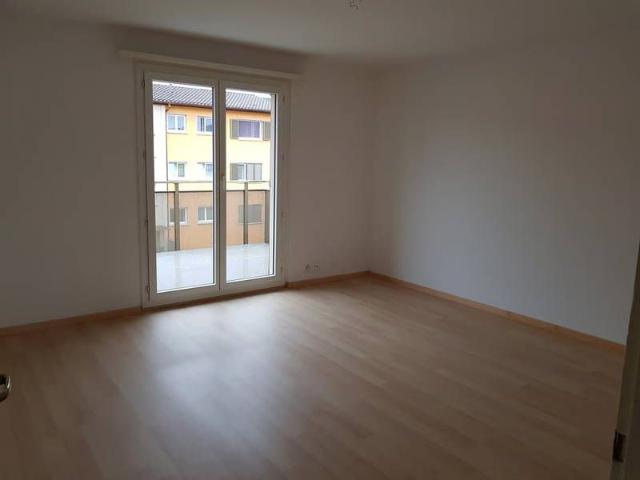 3 Zimmer, 56 m², 2. Stock