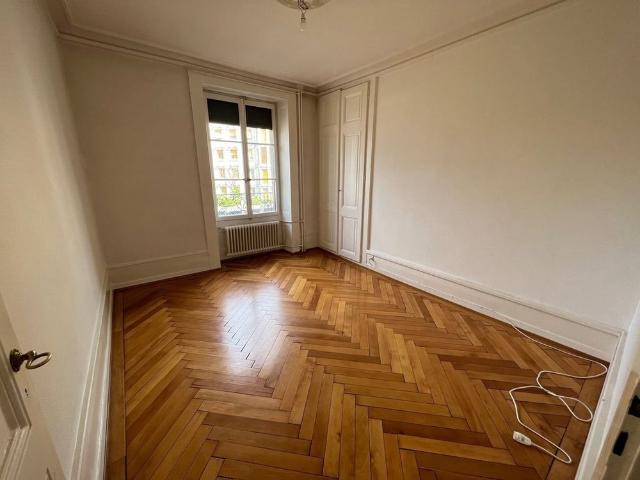 3 Zimmer, 56 m², 2. Stock