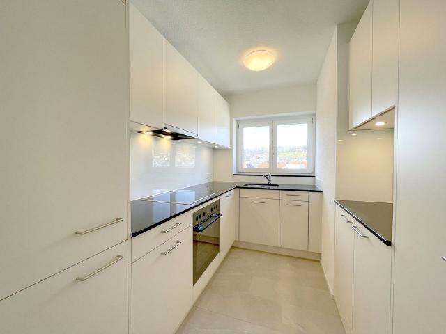 3 Zimmer, 58 m², 2. Stock