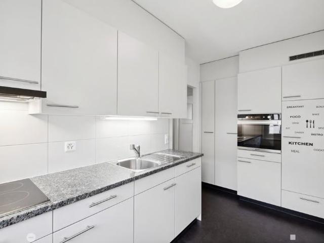 3 Zimmer, 59 m², 2. Stock