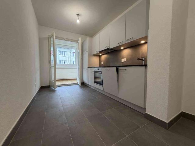 3 Zimmer, 59 m², 2. Stock