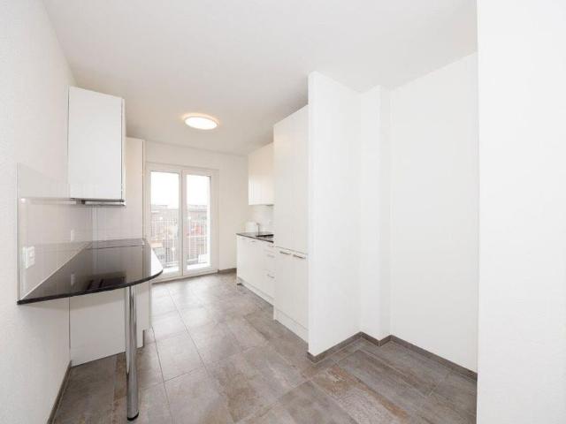 3 Zimmer, 59 m², 2. Stock