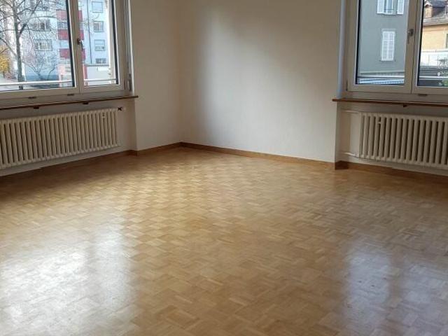 3 Zimmer, 63 m², 2. Stock