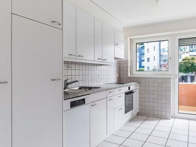 3 Zimmer, 63 m², 2. Stock