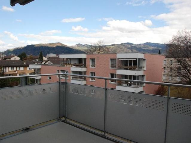 3 Zimmer, 63 m², 2. Stock