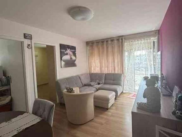3 Zimmer, 60 m², 1. Stock