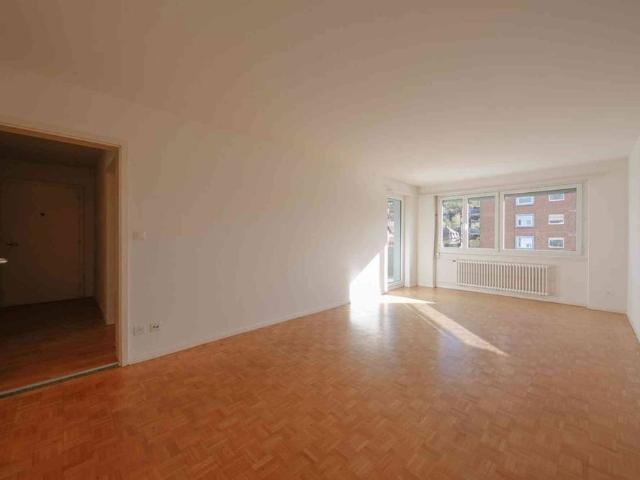 3 Zimmer, 60 m², 1. Stock