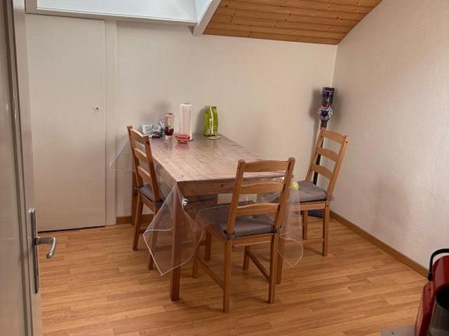 3 Zimmer, 60 m², 2. Stock