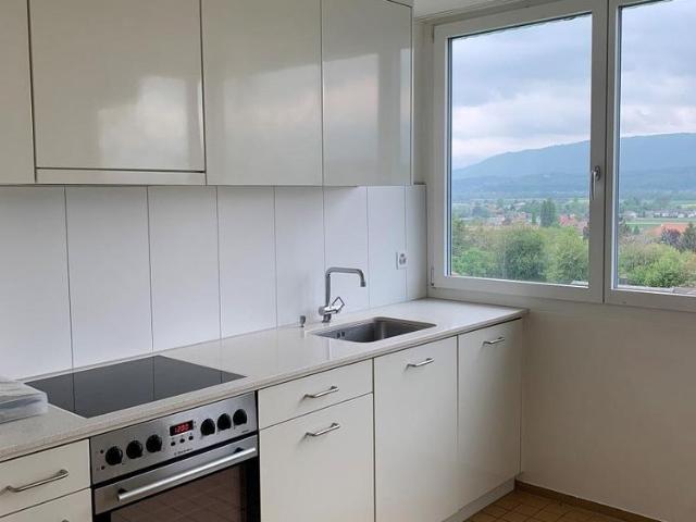 3 Zimmer, 60 m², 2. Stock