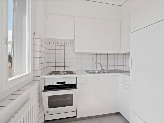 3 Zimmer, 60 m², 2. Stock