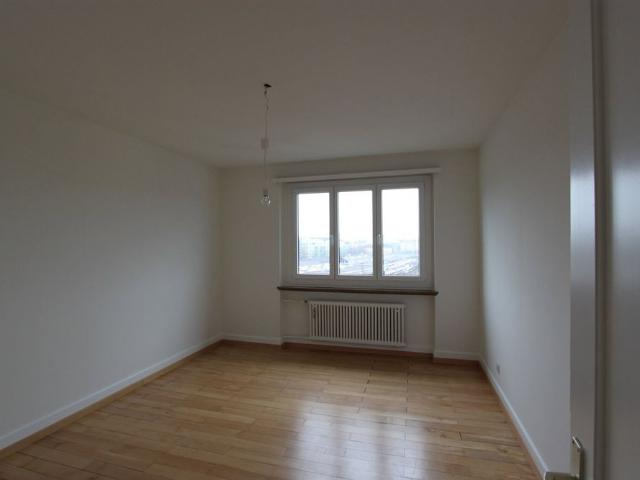 3 Zimmer, 61 m², 2. Stock