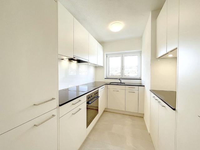 3 Zimmer, 62 m², 2. Stock