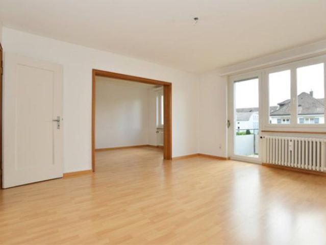 3 Zimmer, 64 m², 2. Stock
