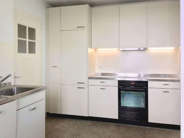 3 Zimmer, 64 m², 2. Stock