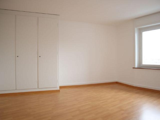 3 Zimmer, 68 m², 1. Stock