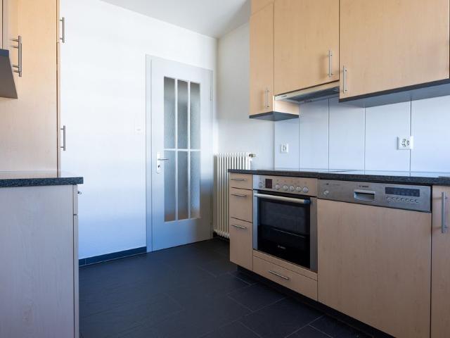 3 Zimmer, 68 m², 2. Stock