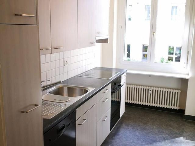 3 Zimmer, 68 m², 2. Stock