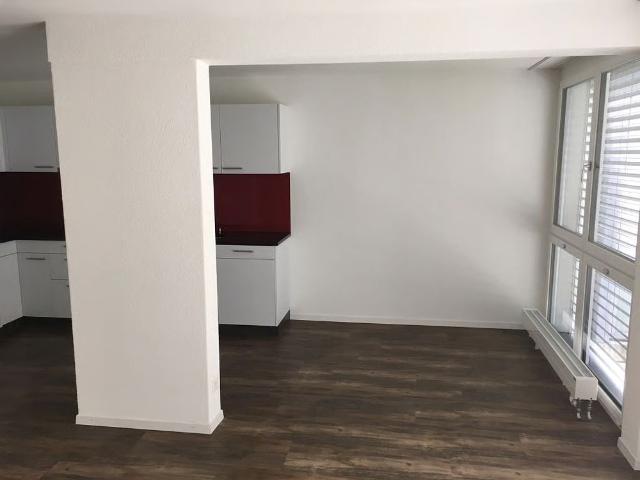 3 Zimmer, 69 m², 2. Stock