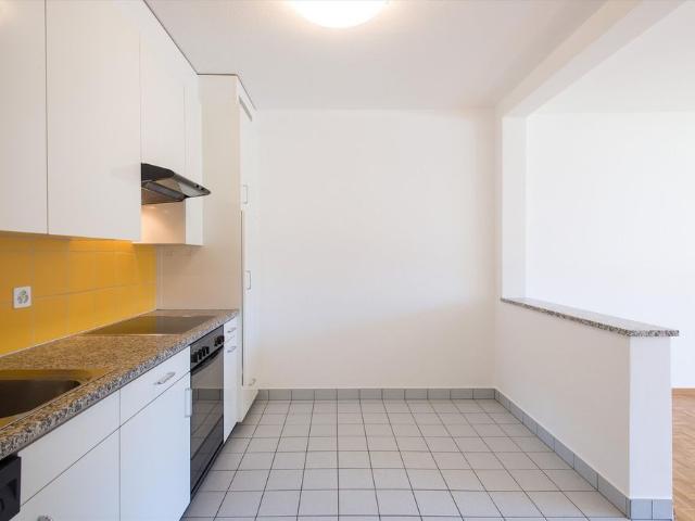 3 Zimmer, 70 m², 1. Stock
