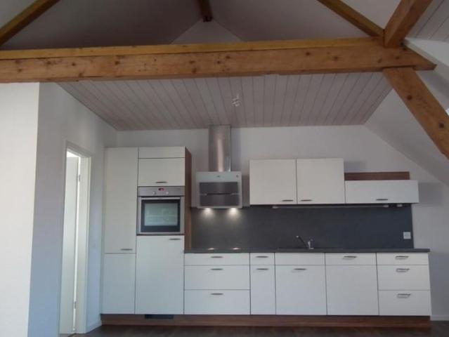 3 Zimmer, 70 m², 2. Stock
