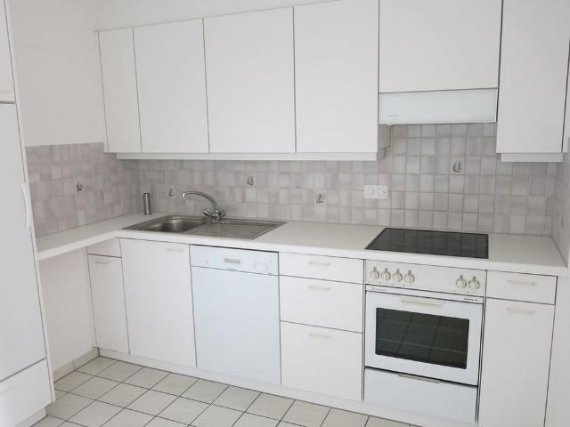 3 Zimmer, 70 m², 2. Stock