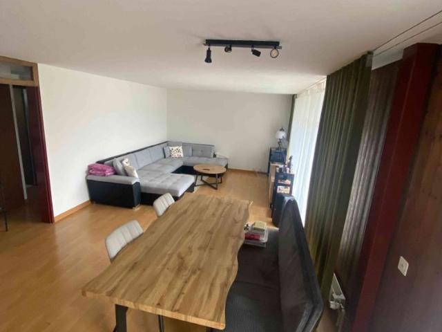 3 Zimmer, 70 m², 2. Stock