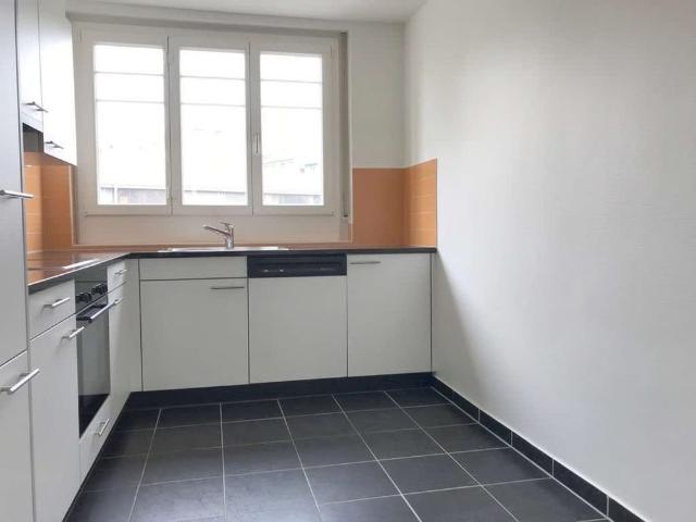 3 Zimmer, 70 m², 2. Stock