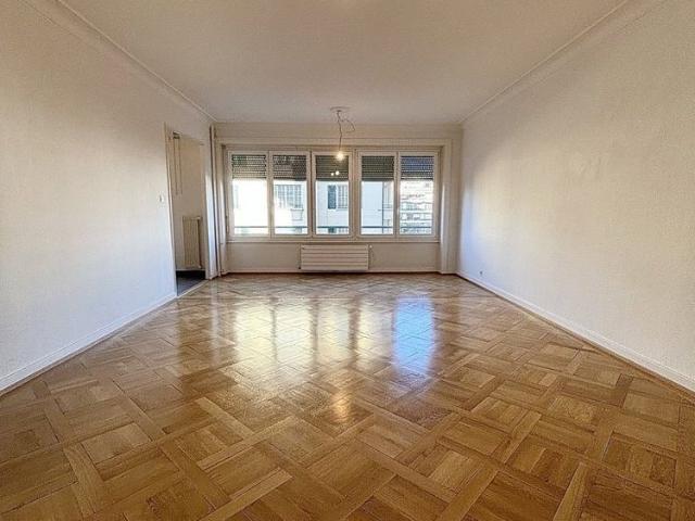 3 Zimmer, 70 m², 2. Stock